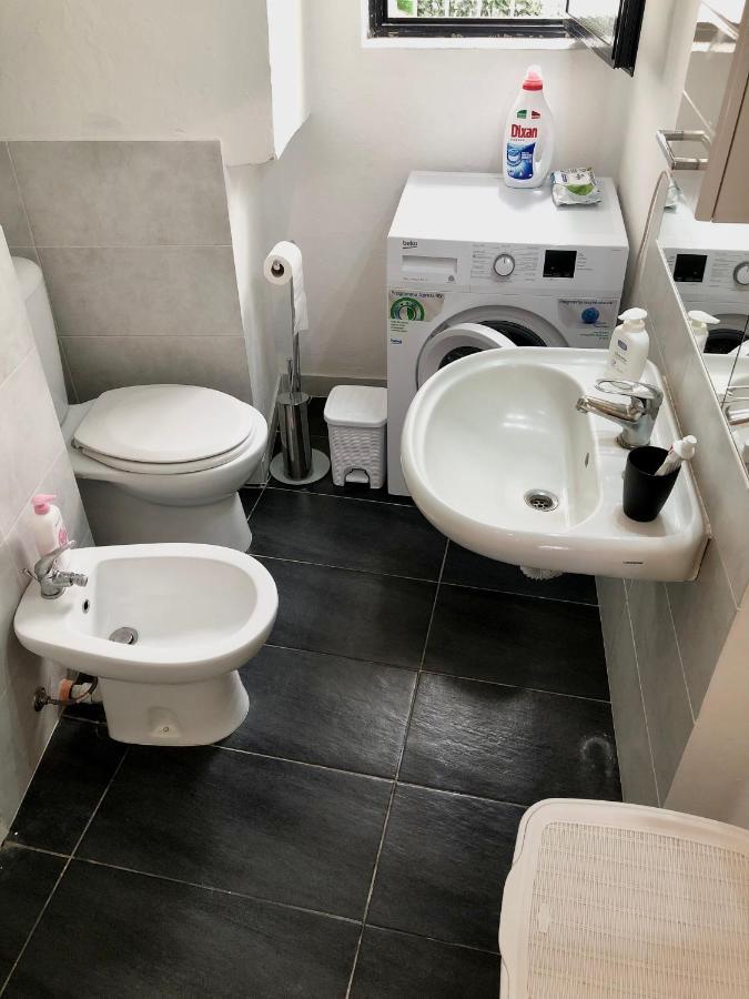 Tre Amici Apartment Catania Bagian luar foto