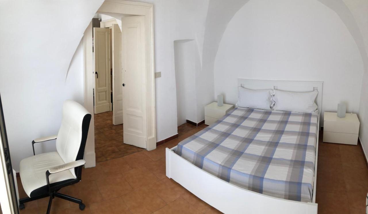 Tre Amici Apartment Catania Bagian luar foto